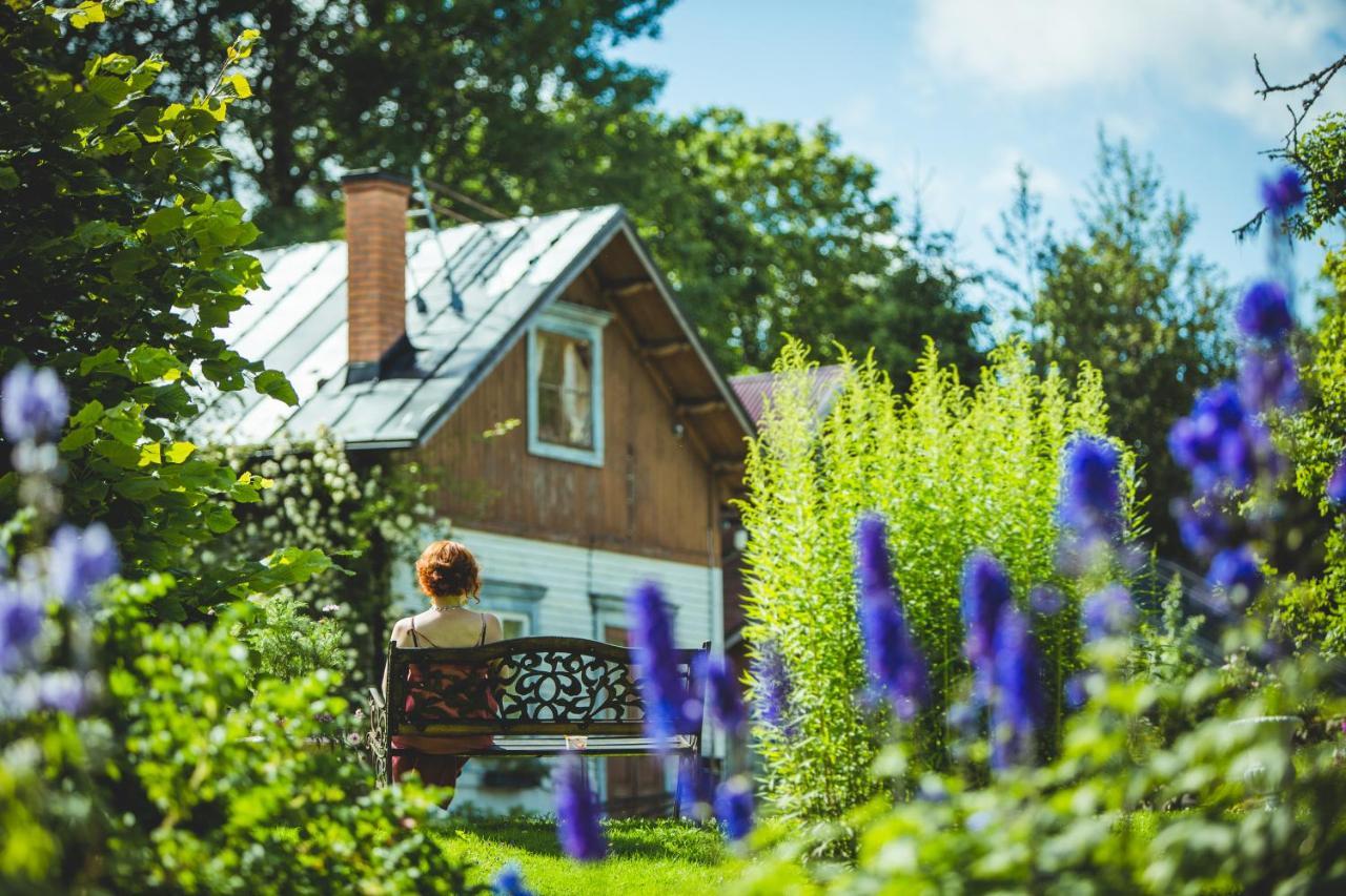 Grängesberg Disponentparken Cafe Och Bed & Breakfast المظهر الخارجي الصورة